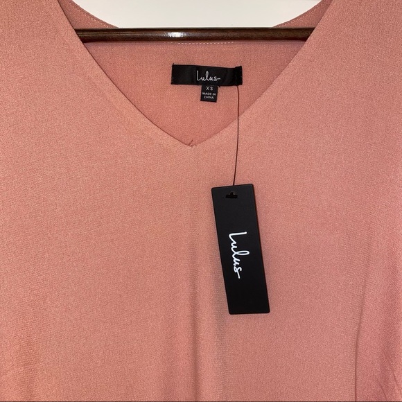 💗 NWT Lulu’s Dusty Pink V-Neck Crop Top (XS) 💗 - Picture 7 of 8